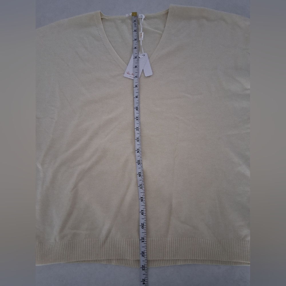 NWT Vila Milano/ Cream V-Neck Sweater/ Size US XL - Picture 9 of 9